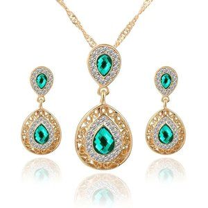 Vintage Water Drop Pendant Necklace and Dangle Earrings Jewelry Set